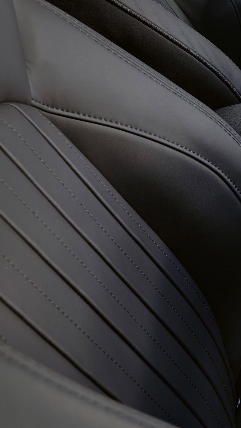 Þriggja dyra MINI Cooper SE – innanrými – MINI Yours-útlitsútfærsla