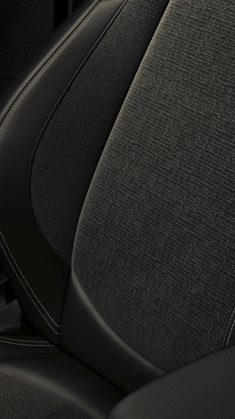 Þriggja dyra MINI Cooper SE – innanrými – klassísk útlitsútfærsla